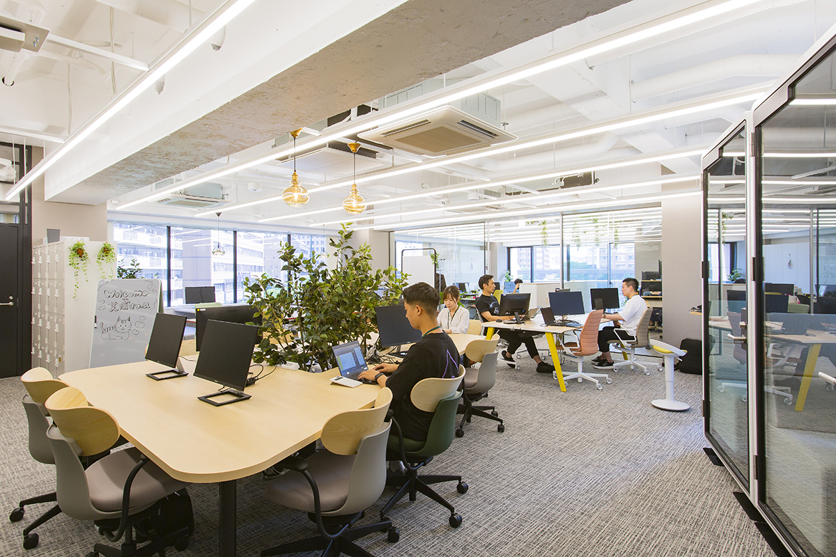 株式会社ブレイン・ラボ オフィス紹介 執務室